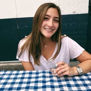 Meet your Posher, Lexi